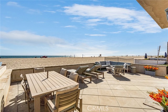 Detail Gallery Image 40 of 47 For 6610 W Oceanfront, Newport Beach,  CA 92663 - 3 Beds | 3/1 Baths