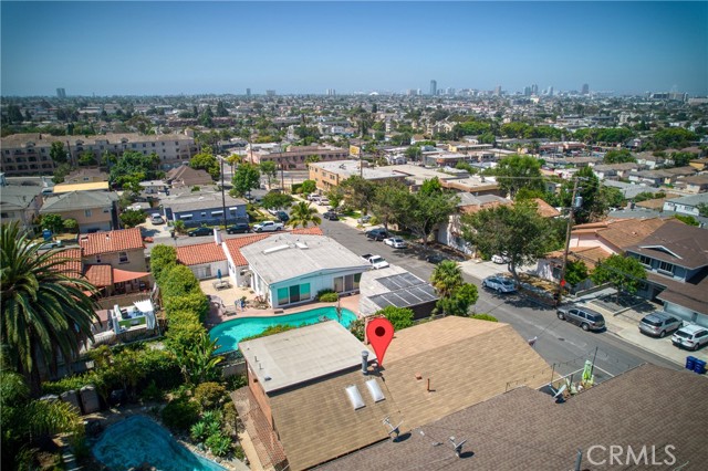1878 Molino N Avenue, Signal Hill CA: https://media.crmls.org/medias/4d0148d3-3da8-42f7-b6e8-a754e884e3a3.jpg