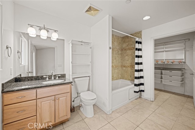 460 Pile Street, Ramona CA: https://media.crmls.org/medias/4d01538f-f53a-405c-92e1-4fc9cf166c73.jpg