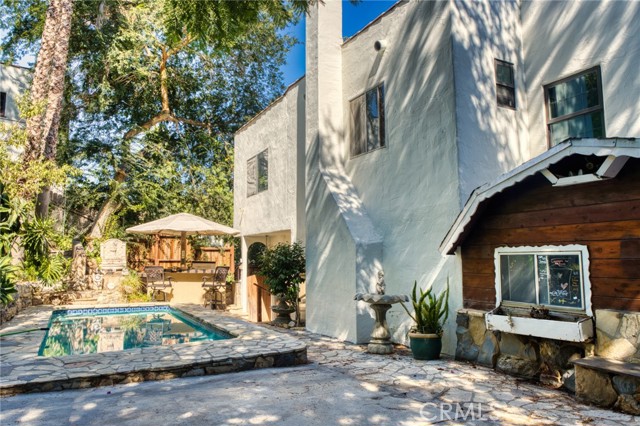 5734 Cazaux Drive, Los Angeles CA: https://media.crmls.org/medias/4d01727c-a3b2-45fe-b08e-2f336607a731.jpg