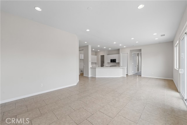 Detail Gallery Image 10 of 42 For 3050 Kildare St, Lancaster,  CA 93536 - 3 Beds | 2 Baths