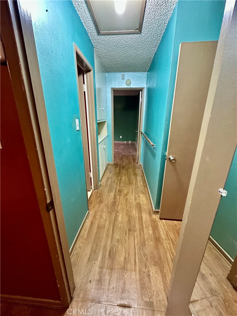 https://media.crmls.org/medias/4d02ed51-6a3d-4b6b-82f1-450d489bb0c9.jpg?preset=X-Large