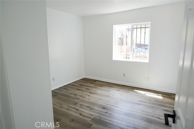 3424 3424 1/2 Paloma Street, Los Angeles CA: https://media.crmls.org/medias/4d0389bc-0bc1-42dd-9f0b-4a7ec2d0b665.jpg