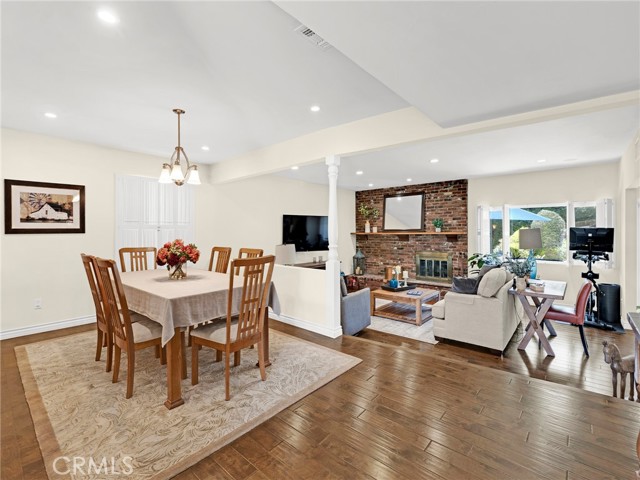 11122 Yolanda Avenue, Porter Ranch CA: https://media.crmls.org/medias/4d043de2-8d49-4303-b019-f013277791dc.jpg