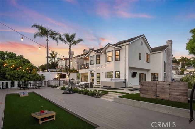 Detail Gallery Image 34 of 41 For 5 Hillsborough, Newport Beach,  CA 92660 - 4 Beds | 4/1 Baths