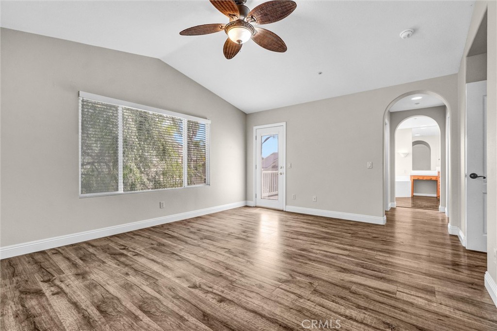 MLS #OC25165987 img 26