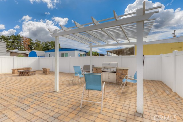 1675 Manzanita Avenue, Chico CA: https://media.crmls.org/medias/4d080828-b37b-41c7-a7b8-583dd67323ba.jpg