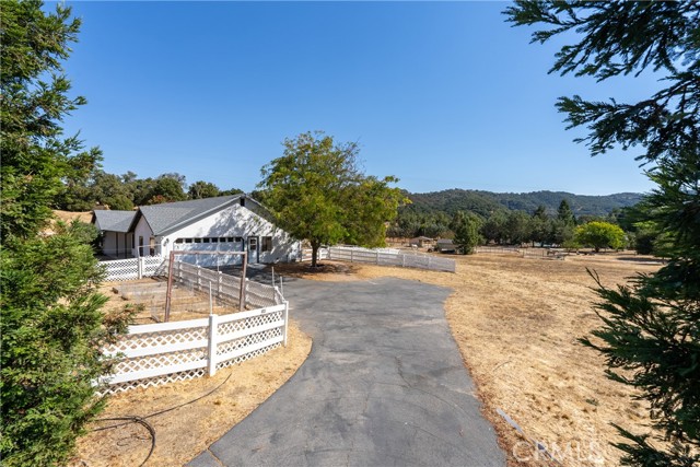 Detail Gallery Image 4 of 52 For 5440 Llano Rd, Atascadero,  CA 93422 - 3 Beds | 3 Baths