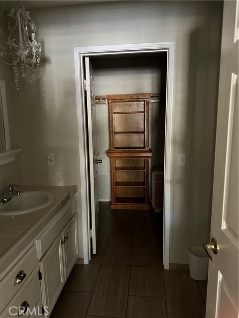 11548 Oak Street, Apple Valley CA: https://media.crmls.org/medias/4d084264-1437-4f2b-a2f0-405aa93982c7.jpg
