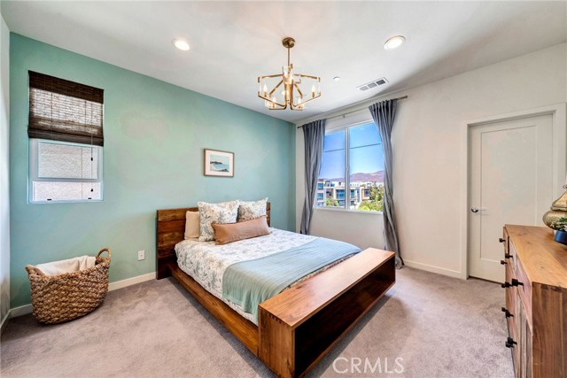 114 Epic, Irvine CA: https://media.crmls.org/medias/4d08cad9-a144-4a7d-8848-754d49e0aafb.jpg