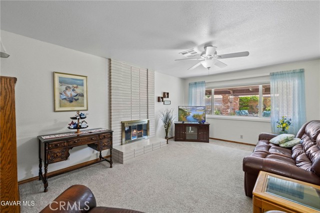 2520 Edam Street, Lancaster CA: https://media.crmls.org/medias/4d095408-9661-45e6-a6df-e519fbf1d725.jpg