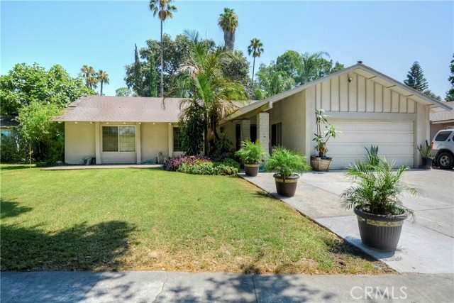 Image 2 for 4615 Circle Lazy J Rd, Riverside, CA 92501