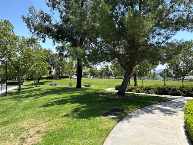 42401 Corte Villosa, Temecula CA: https://media.crmls.org/medias/4d0aef56-bd03-4f77-9ecc-d2ce2d419c4e.jpg