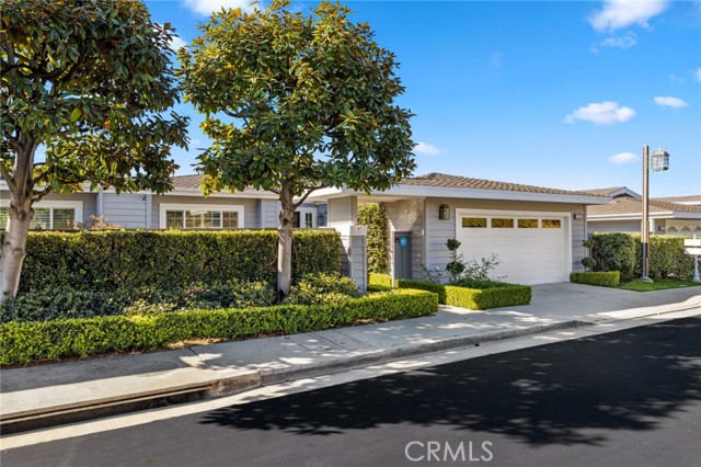 Detail Gallery Image 4 of 37 For 3521 Geranium Ave #22,  Corona Del Mar,  CA 92625 - 2 Beds | 2 Baths