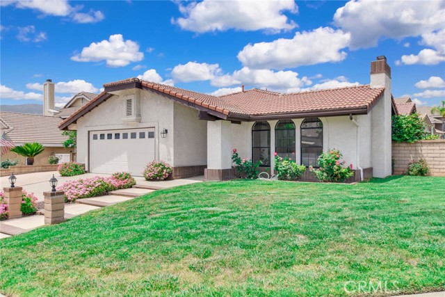 5697 Los Robles, La Verne CA: https://media.crmls.org/medias/4d0b0983-9d72-48b7-be88-70c0a4967b8e.jpg