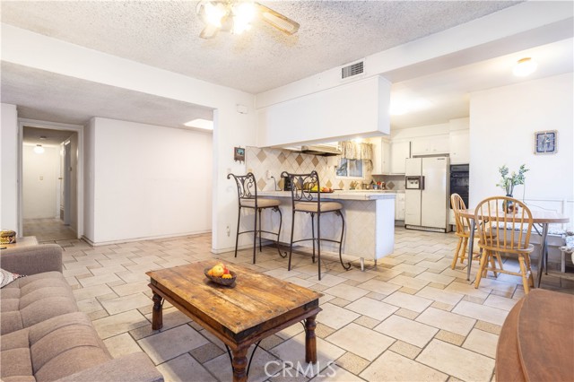 Detail Gallery Image 12 of 32 For 16643 Tuba, Granada Hills,  CA 91343 - 3 Beds | 2 Baths