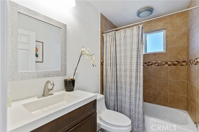 Detail Gallery Image 21 of 38 For 23777 Mulholland Hwy Hwy #62,  Calabasas,  CA 91302 - 4 Beds | 4 Baths