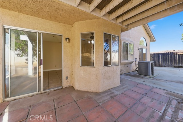 Detail Gallery Image 25 of 51 For 14988 Long View Dr, Fontana,  CA 92337 - 4 Beds | 3 Baths