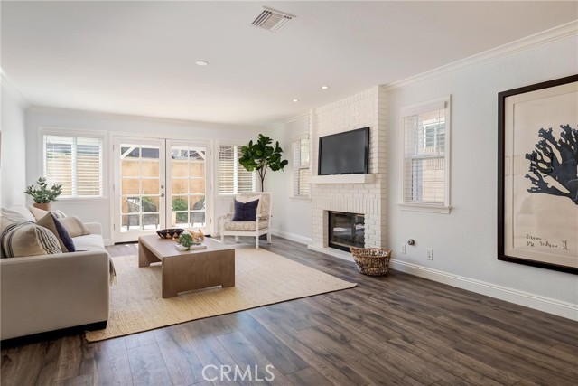 2014 Gates Avenue, Redondo Beach, California 90278, 4 Bedrooms Bedrooms, ,1 BathroomBathrooms,Residential,Sold,Gates,SB22196179