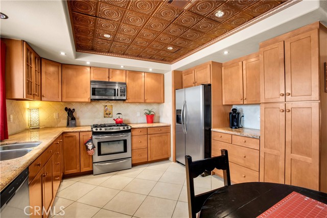 Detail Gallery Image 12 of 43 For 56990 Navajo Trl, Yucca Valley,  CA 92284 - 2 Beds | 2 Baths