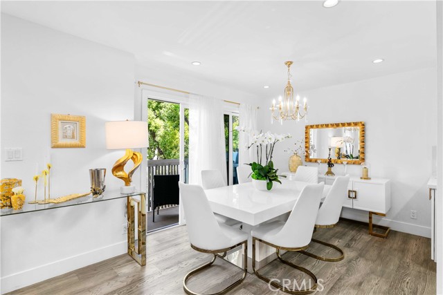 456 E San Jose Avenue, Burbank CA: https://media.crmls.org/medias/4d0ec41c-9efe-4c49-ace6-f6cd9601dfad.jpg
