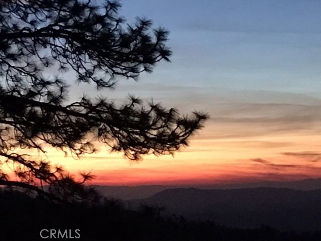 Detail Gallery Image 3 of 75 For 7501 Yosemite Park, Yosemite,  CA 95389 - 5 Beds | 3/1 Baths