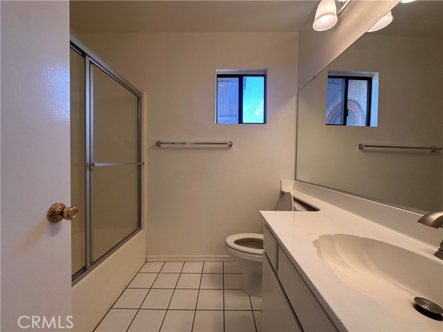 10751 Sonora Avenue, Rancho Cucamonga CA: https://media.crmls.org/medias/4d0ff8b8-bc85-4d6b-9158-752e99a83cf1.jpg