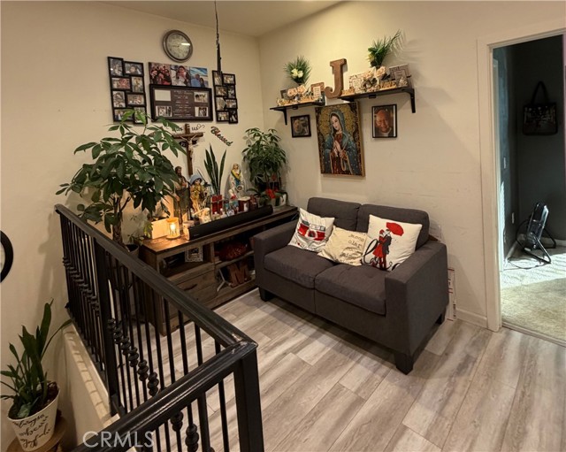 10349 Diamond Way, Los Angeles, CA 91331 photo 12