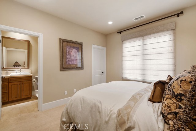 Detail Gallery Image 49 of 72 For 103 Andirons, Irvine,  CA 92602 - 5 Beds | 5/1 Baths