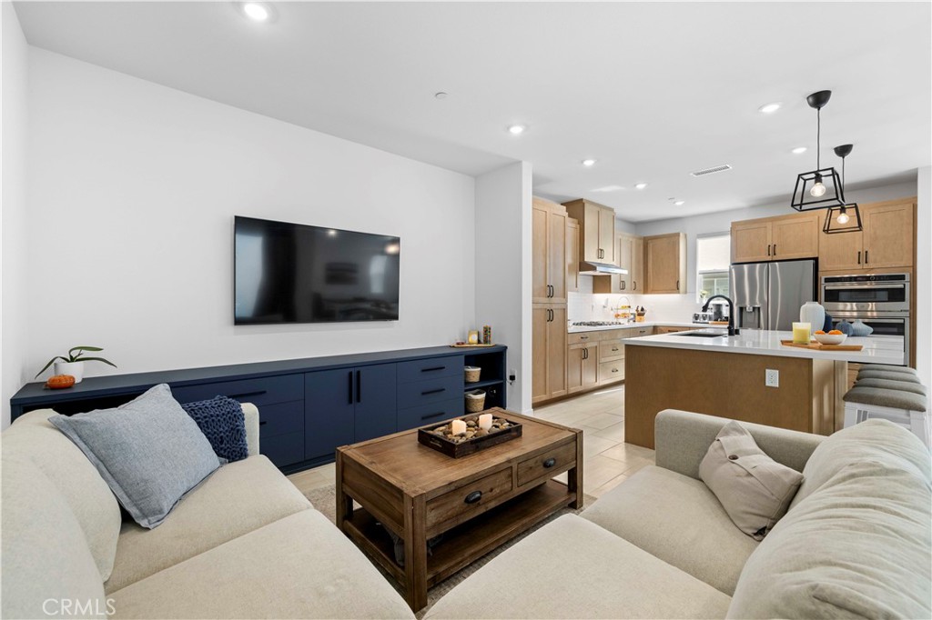 MLS #SR25228736 image #17