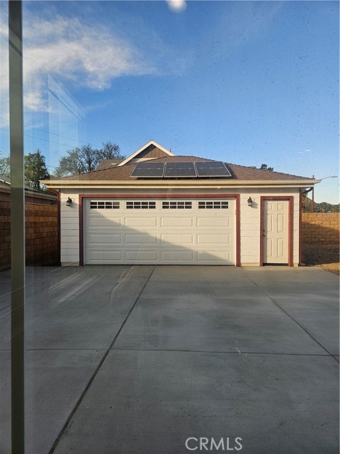 Detail Gallery Image 3 of 13 For 5151 Peony Ct, Riverside,  CA 92556 - 4 Beds | 2/1 Baths