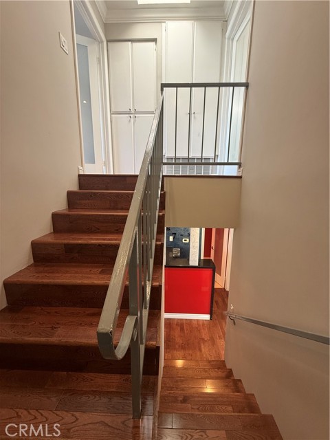 Detail Gallery Image 21 of 41 For 6912 Remmet Ave #5,  Canoga Park,  CA 91303 - 2 Beds | 2/1 Baths