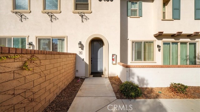 Detail Gallery Image 2 of 20 For 3430 E Santa Clara Ln #8,  Ontario,  CA 91761 - 3 Beds | 2/1 Baths