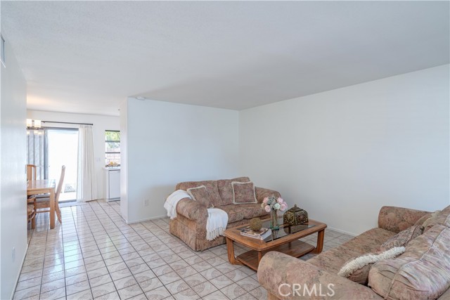 Detail Gallery Image 2 of 32 For 13131 Ferndale, Garden Grove,  CA 92844 - 3 Beds | 2 Baths