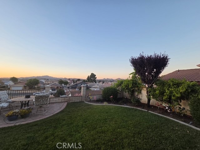https://media.crmls.org/medias/4d13d83f-ed38-41df-8056-c496ec9ab449.jpg?preset=X-Large