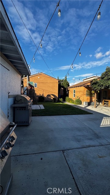 806 E 91st, Los Angeles CA: https://media.crmls.org/medias/4d14a6c0-f43f-4af1-921b-34392bbd9d43.jpg