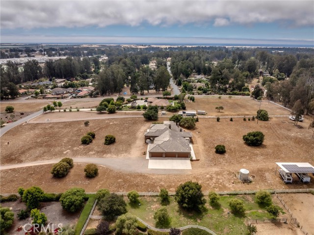 1950 Lemon Ranch Road, Arroyo Grande CA: https://media.crmls.org/medias/4d14b0ec-67b5-449a-bfc3-a938b19a1401.jpg