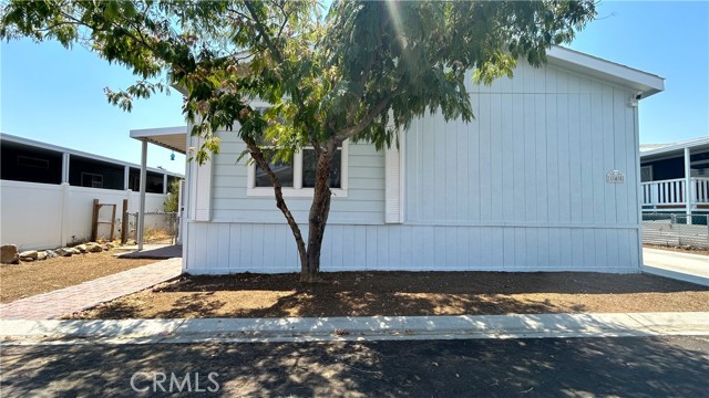 Detail Gallery Image 5 of 37 For 20843 Waalew Rd #C148,  Apple Valley,  CA 92307 - 4 Beds | 2 Baths