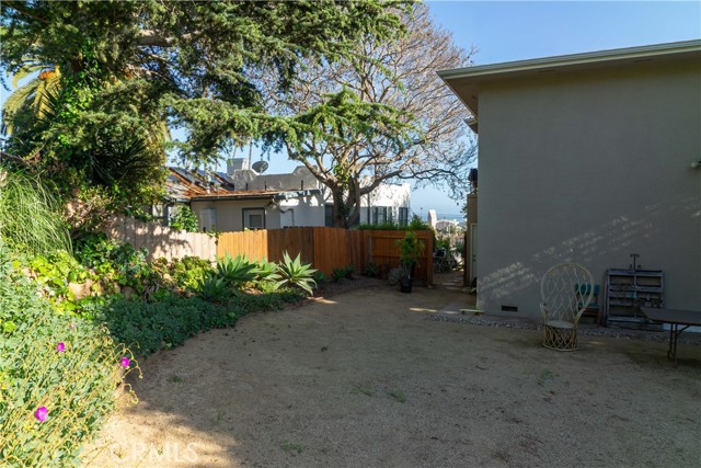 Detail Gallery Image 23 of 27 For 925 Poli St, Ventura,  CA 93001 - 2 Beds | 1 Baths