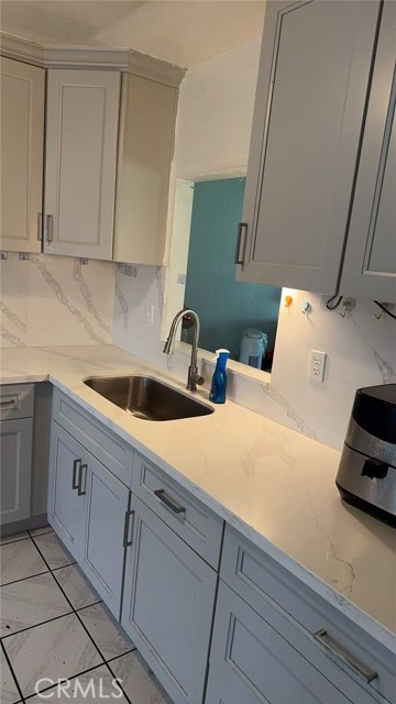 Detail Gallery Image 9 of 13 For 4109 W 5th #A1,  Santa Ana,  CA 92703 - 2 Beds | 2 Baths