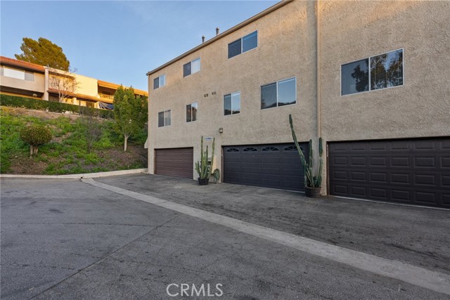 Detail Gallery Image 41 of 50 For 9318 via Ferrara, Sun Valley,  CA 91504 - 2 Beds | 3 Baths