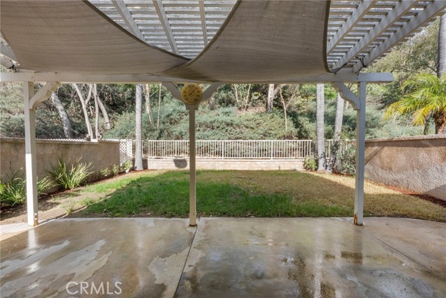 Detail Gallery Image 18 of 37 For 27915 Skycrest Cir, Valencia,  CA 91354 - 2 Beds | 2/1 Baths