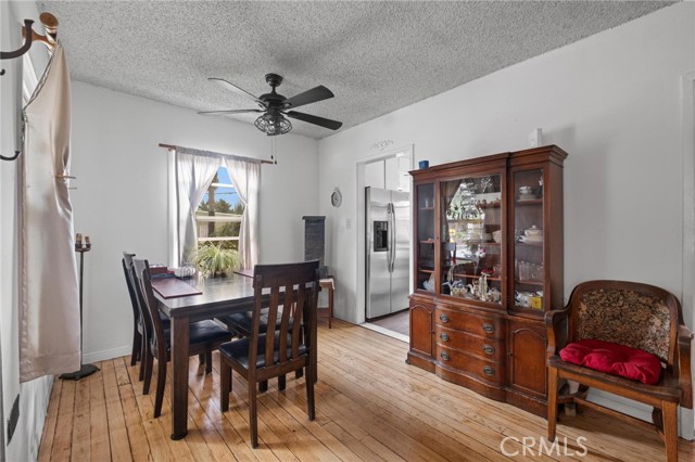 1040 E 67th Street, Long Beach CA: https://media.crmls.org/medias/4d178237-00a3-426b-8301-0471bf5b31e4.jpg