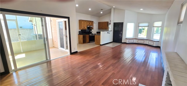 Detail Gallery Image 8 of 39 For 11622 Remington St, Sylmar,  CA 91342 - 3 Beds | 2 Baths