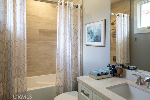 Detail Gallery Image 25 of 30 For 547 Tustin Ave, Newport Beach,  CA 92663 - 5 Beds | 5/1 Baths