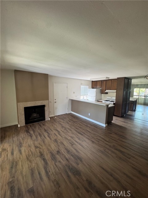 Detail Gallery Image 2 of 17 For 2859 S Fairview Unit D #D,  Santa Ana,  CA 92704 - 1 Beds | 1 Baths