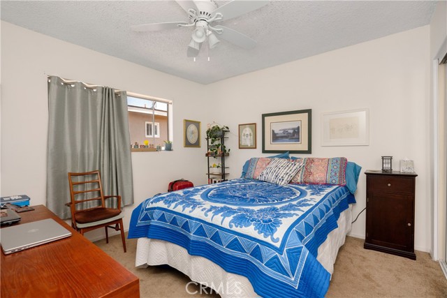 2615 Curtis Avenue, Redondo Beach CA: https://media.crmls.org/medias/4d18d3de-98d6-414b-9c70-40f7c349b751.jpg