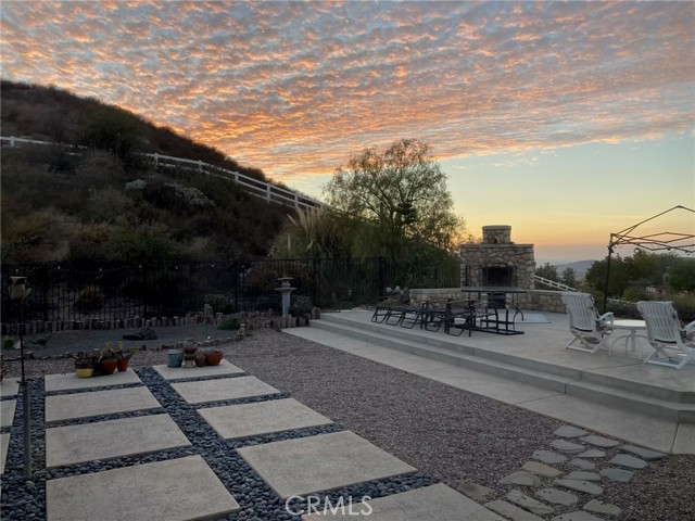 21475 Ridgedale Drive, Lake Mathews CA: https://media.crmls.org/medias/4d1ae8d9-ab44-4698-b697-e497741f9887.jpg