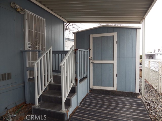 2200 W WILSON, Banning CA: https://media.crmls.org/medias/4d1af018-6a68-499a-998a-a30b7632fce8.jpg