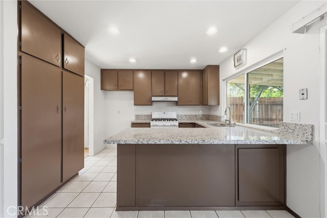 Detail Gallery Image 13 of 32 For 4314 Baggett Dr, Riverside,  CA 92505 - 4 Beds | 2 Baths